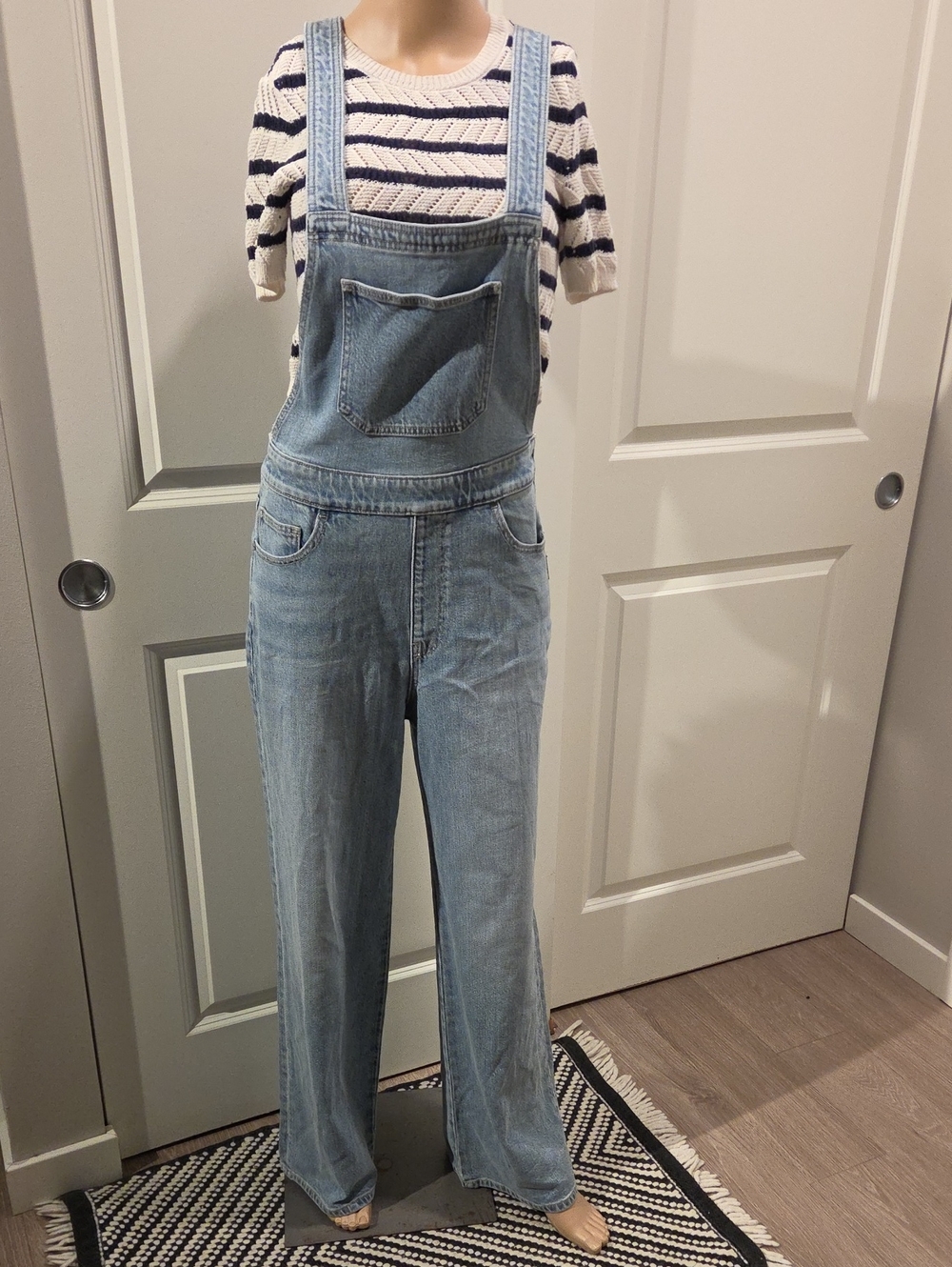 Silver Jeans Light Blue Denim Overalls for Women